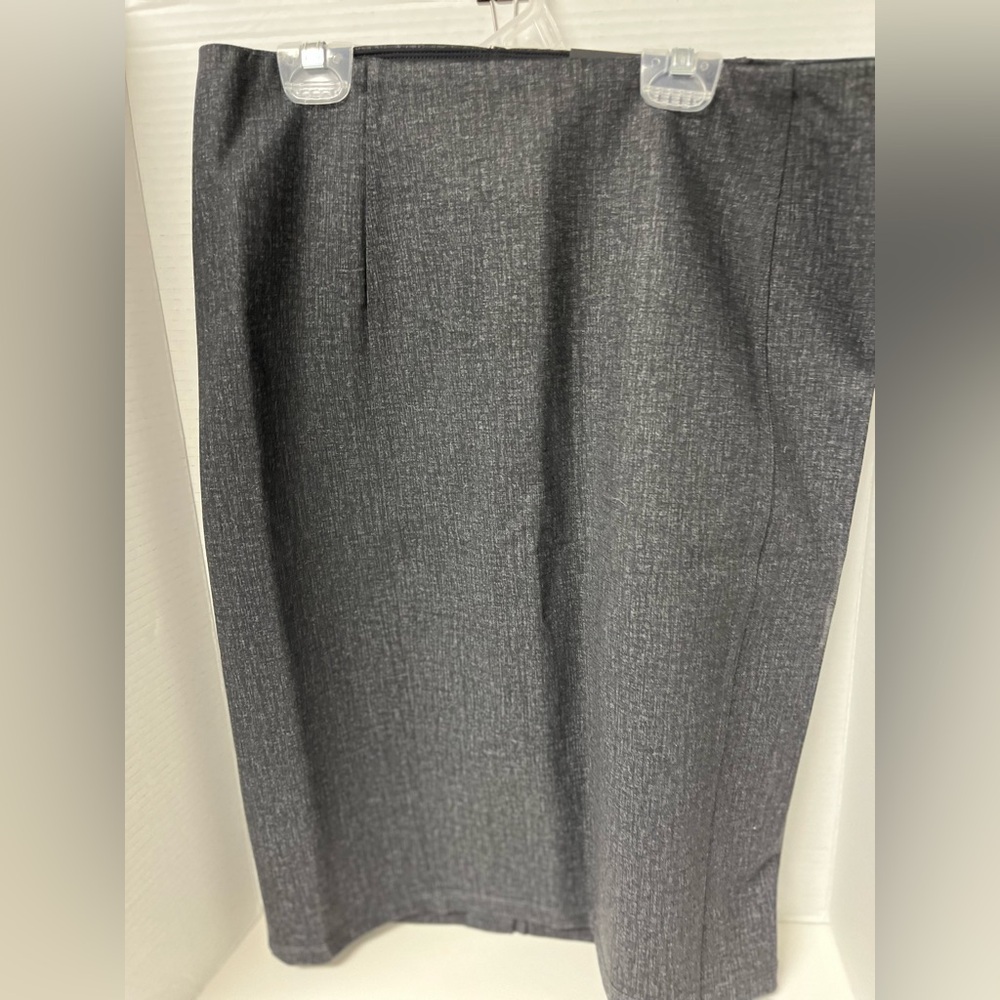 NWT Liverpool LA Office Gray Tweed Corporate Pencil Skirt Minimalist Classic Sz8